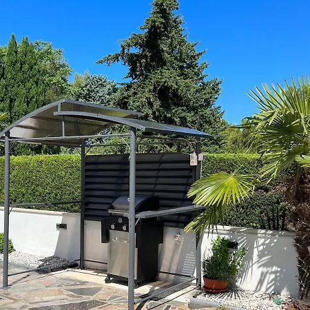 Summer House In Dajletta *