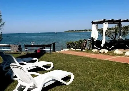 Summer House In Dajletta Apartmán